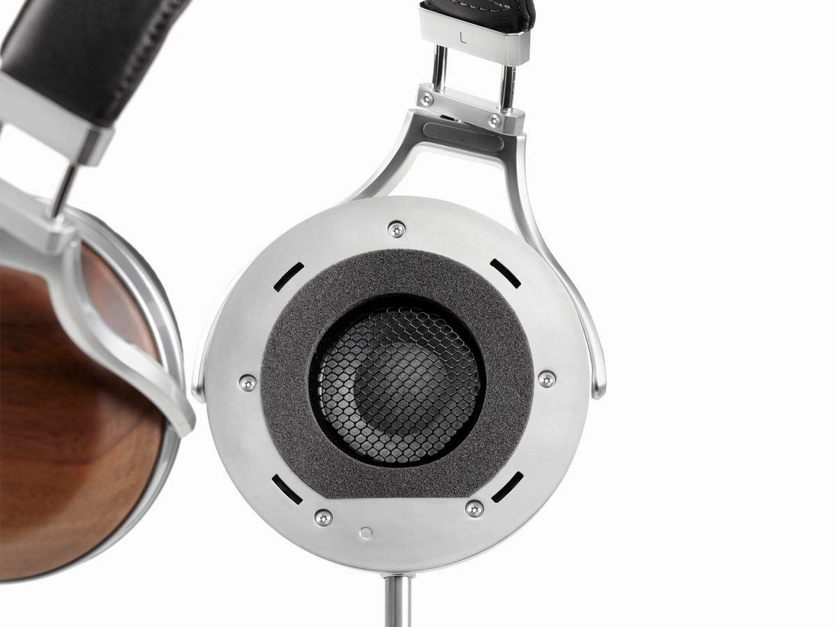 AH-D7200 Headphones