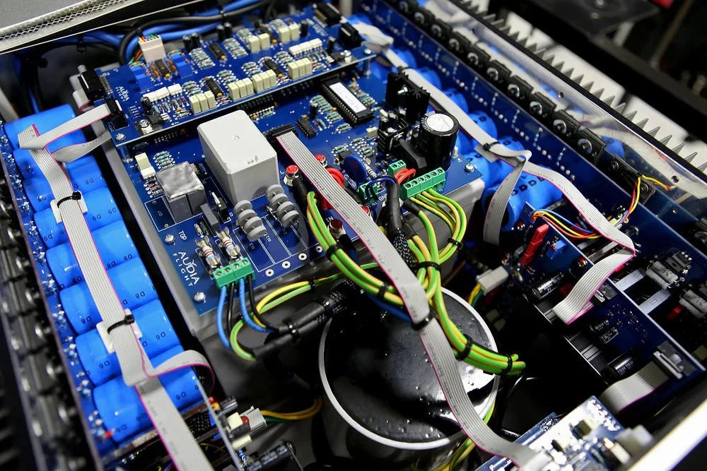 Audia Flight Strumento No. 8 Mono Power Amplifier