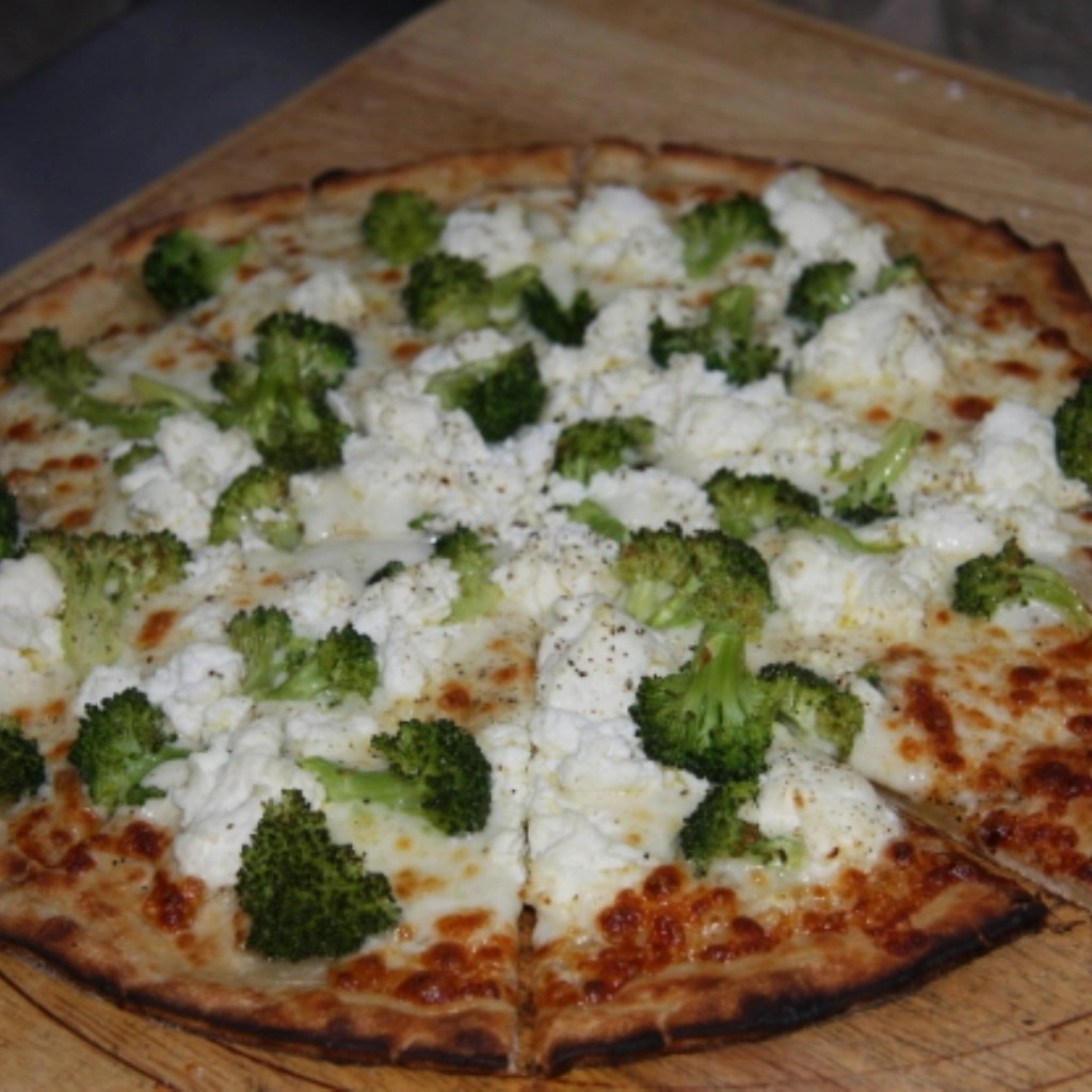 Chicago Brick Oven - CBO 750 Countertop | Wood Fired Pizza Oven | 38" x 28" Cooking Surface