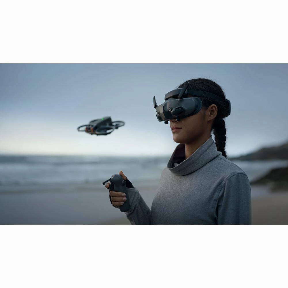 DJI RC Motion 3: Master Precise Drone Control with Enhanced Portability - Open Box