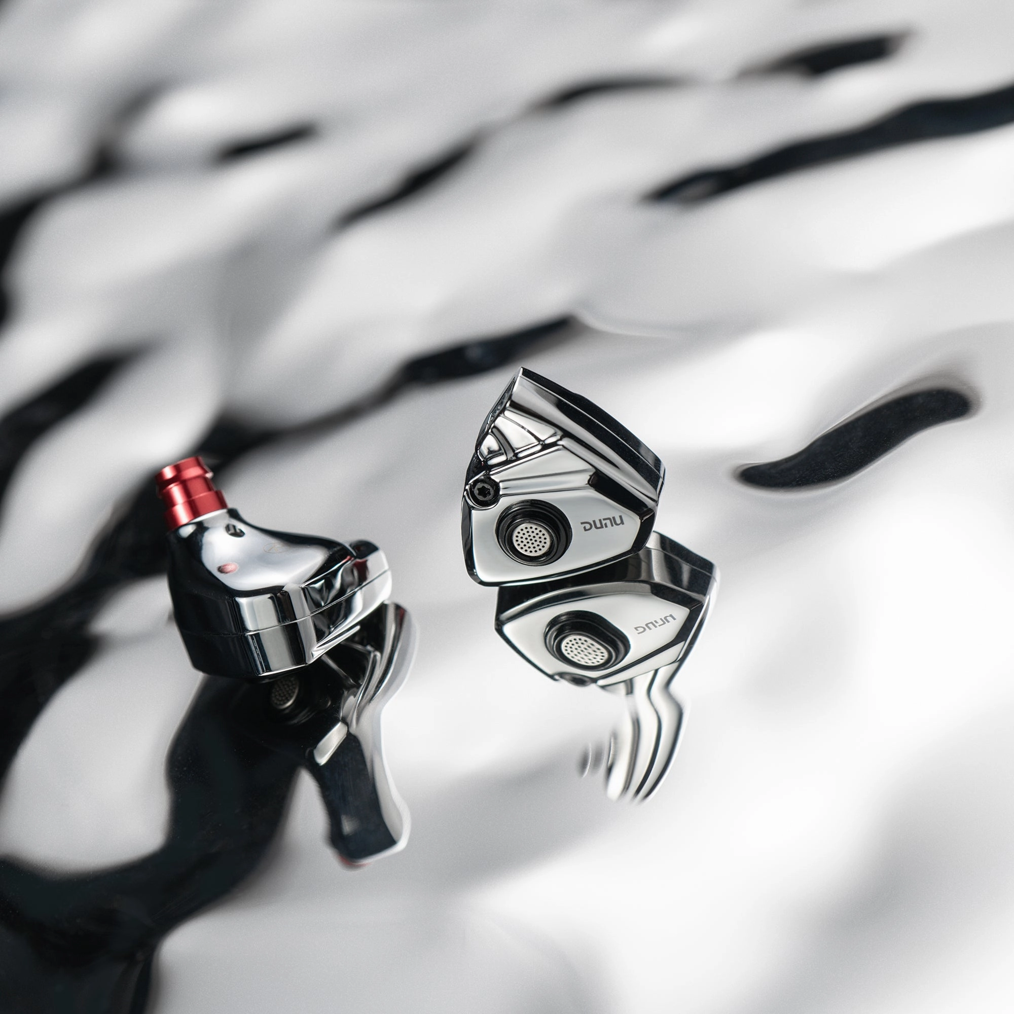 DUNU TITAN S Dynamic In-Ear Earphones