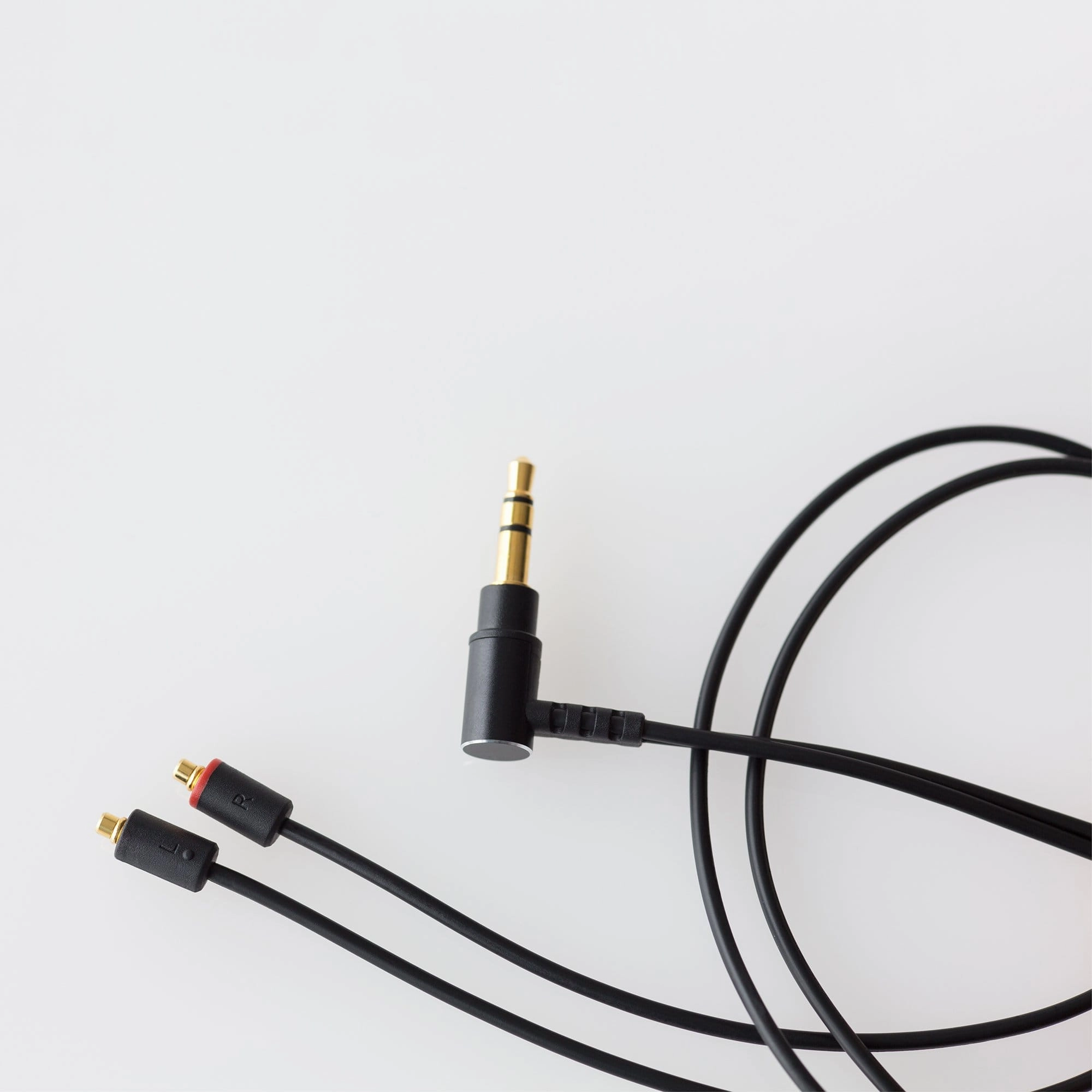 Final Audio E4000 In Ear Headphone