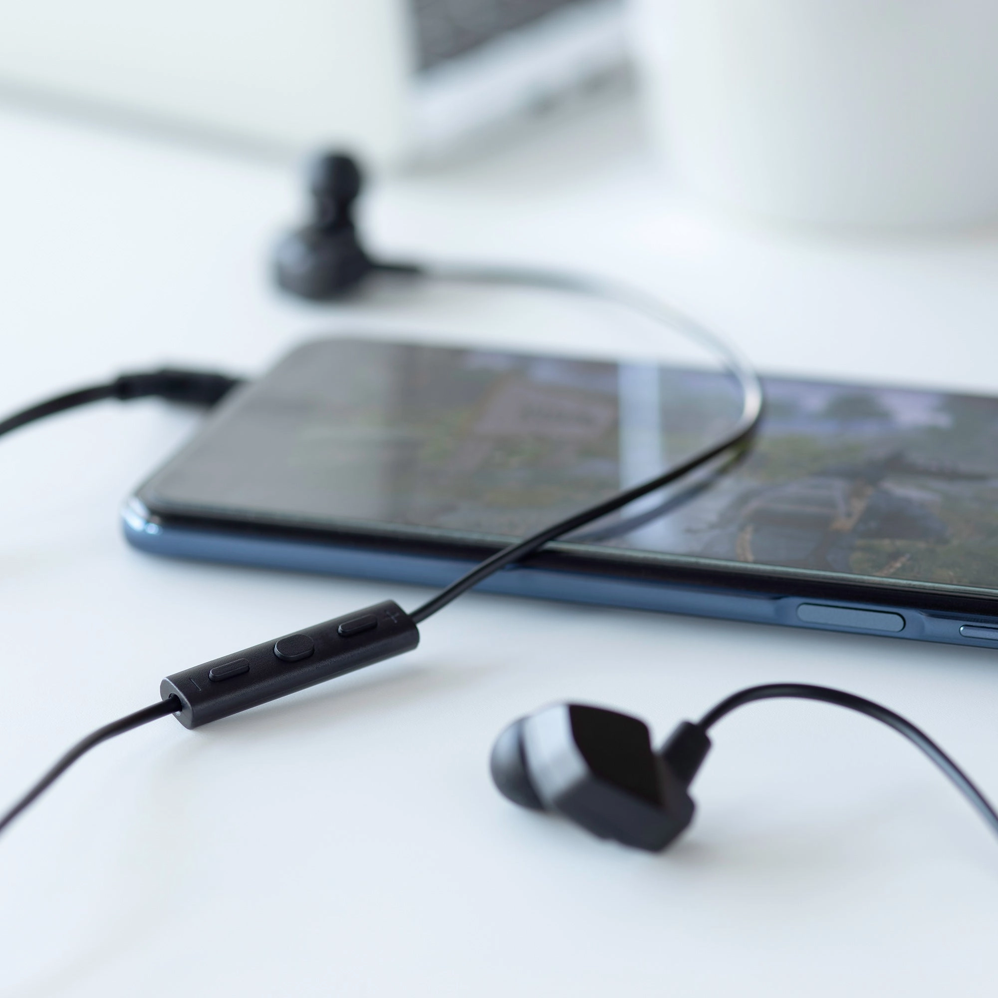 Final Audio VR3000 In-Ear Earphones
