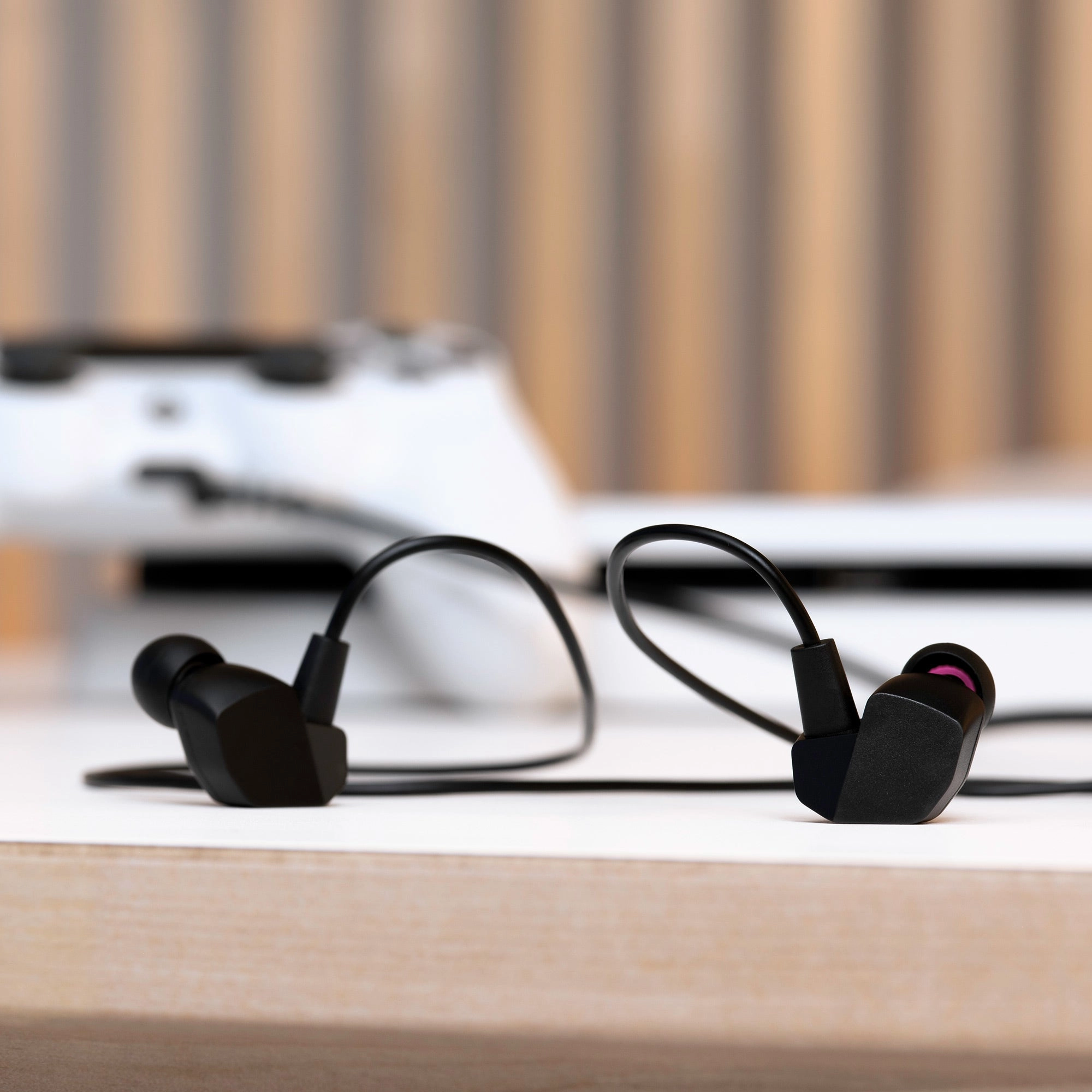 Final Audio VR3000 In-Ear Earphones
