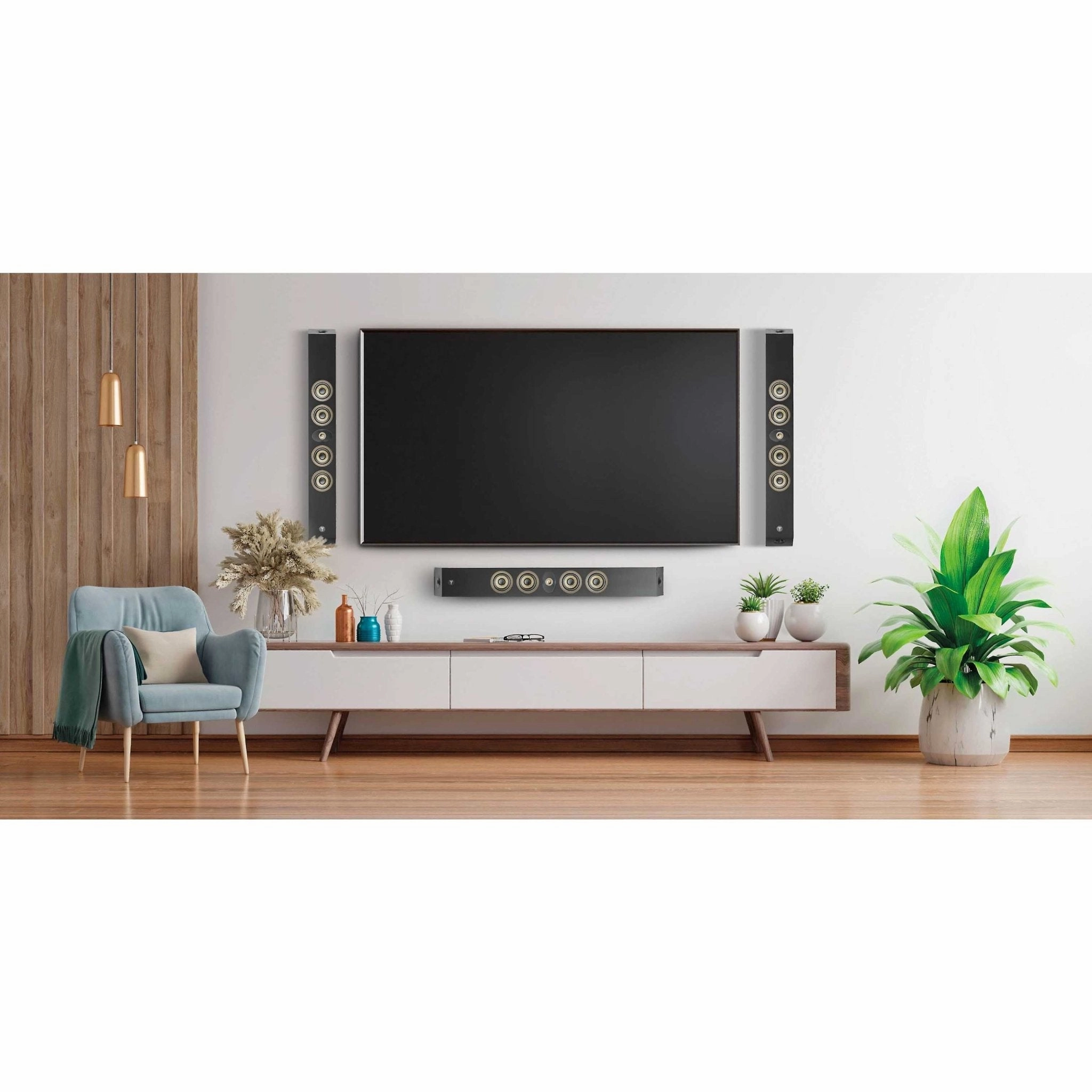 Focal On Wall 302