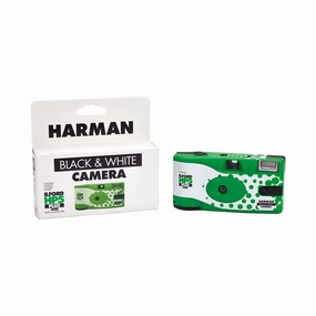 Ilford HP5 Plus 400 Black & White Negative Single Use Film Camera with Flash - 27 Exposures mirrorless camera