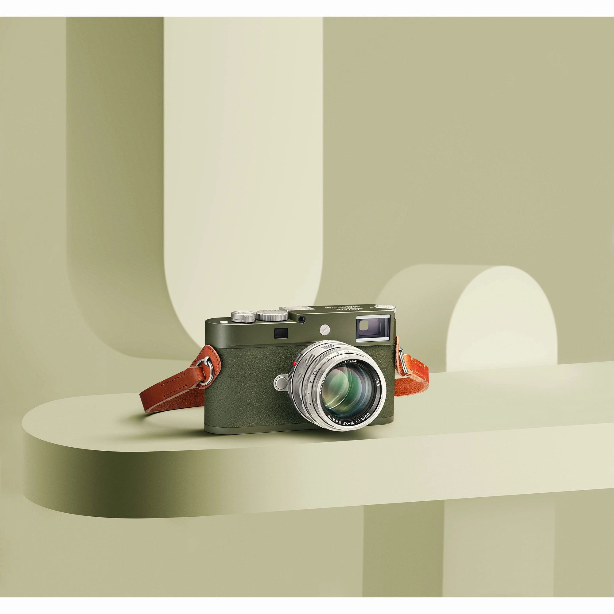 Leica M11-P Rangefinder Camera - Safari