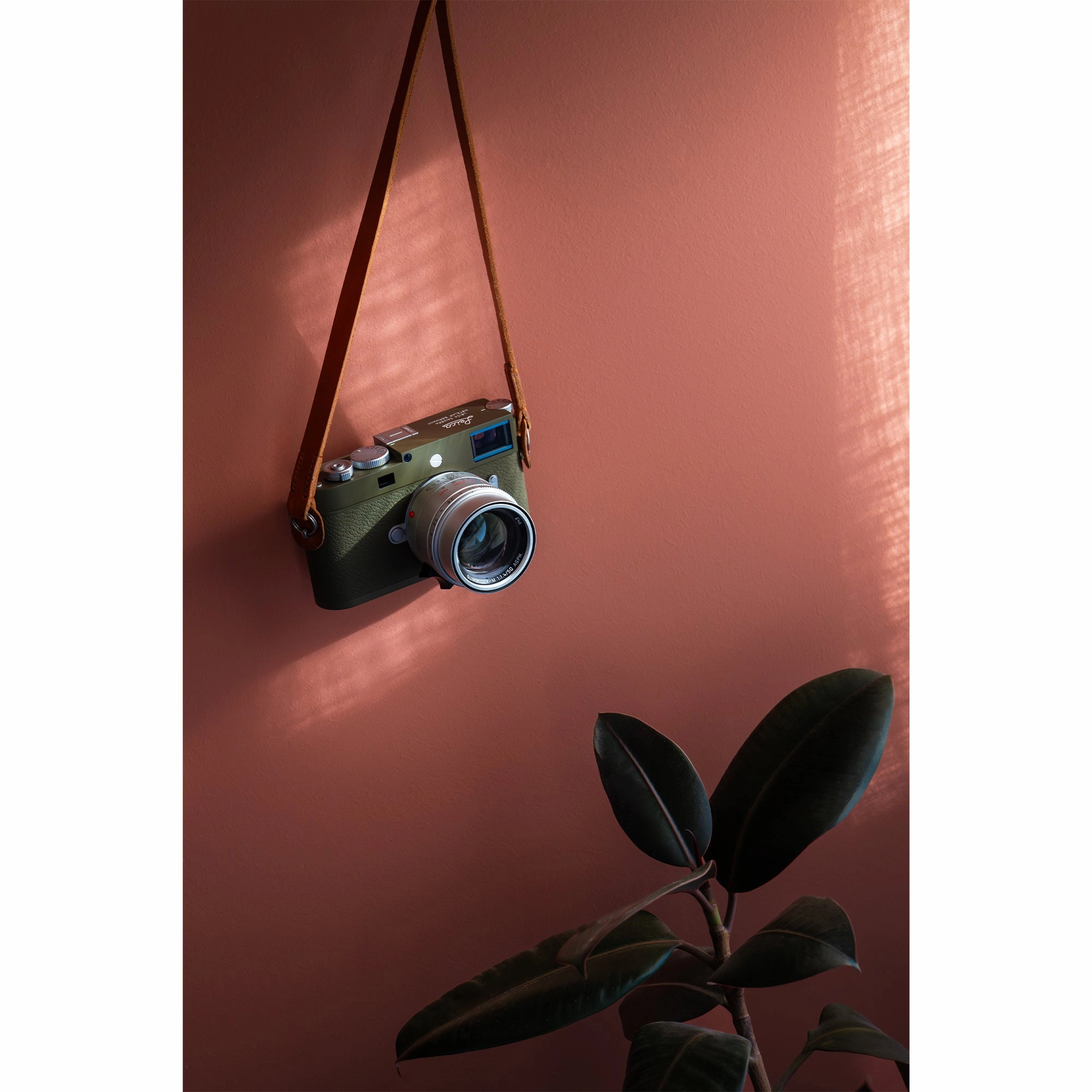 Leica M11-P Rangefinder Camera - Safari