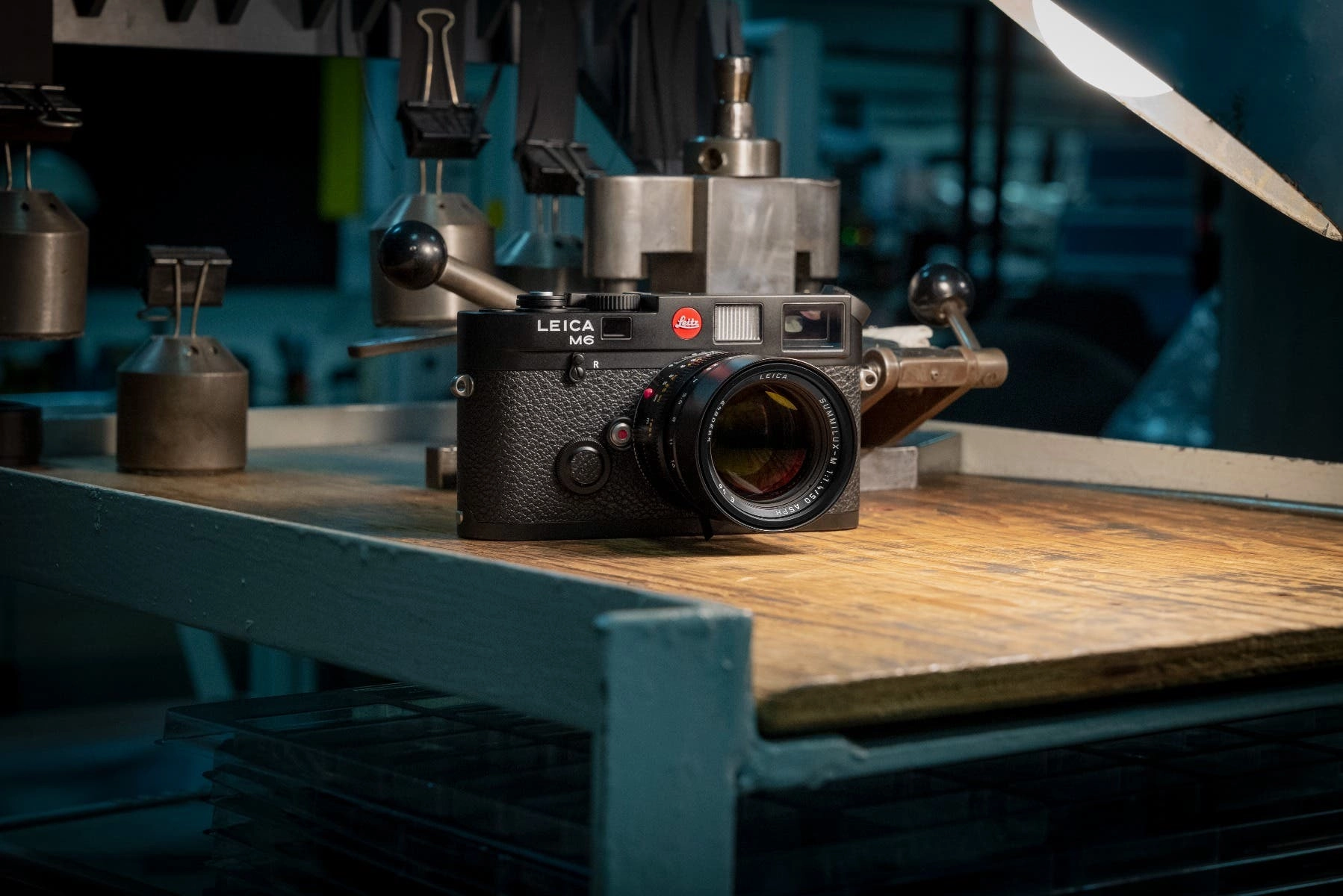 Leica M6 Body Only (Black)