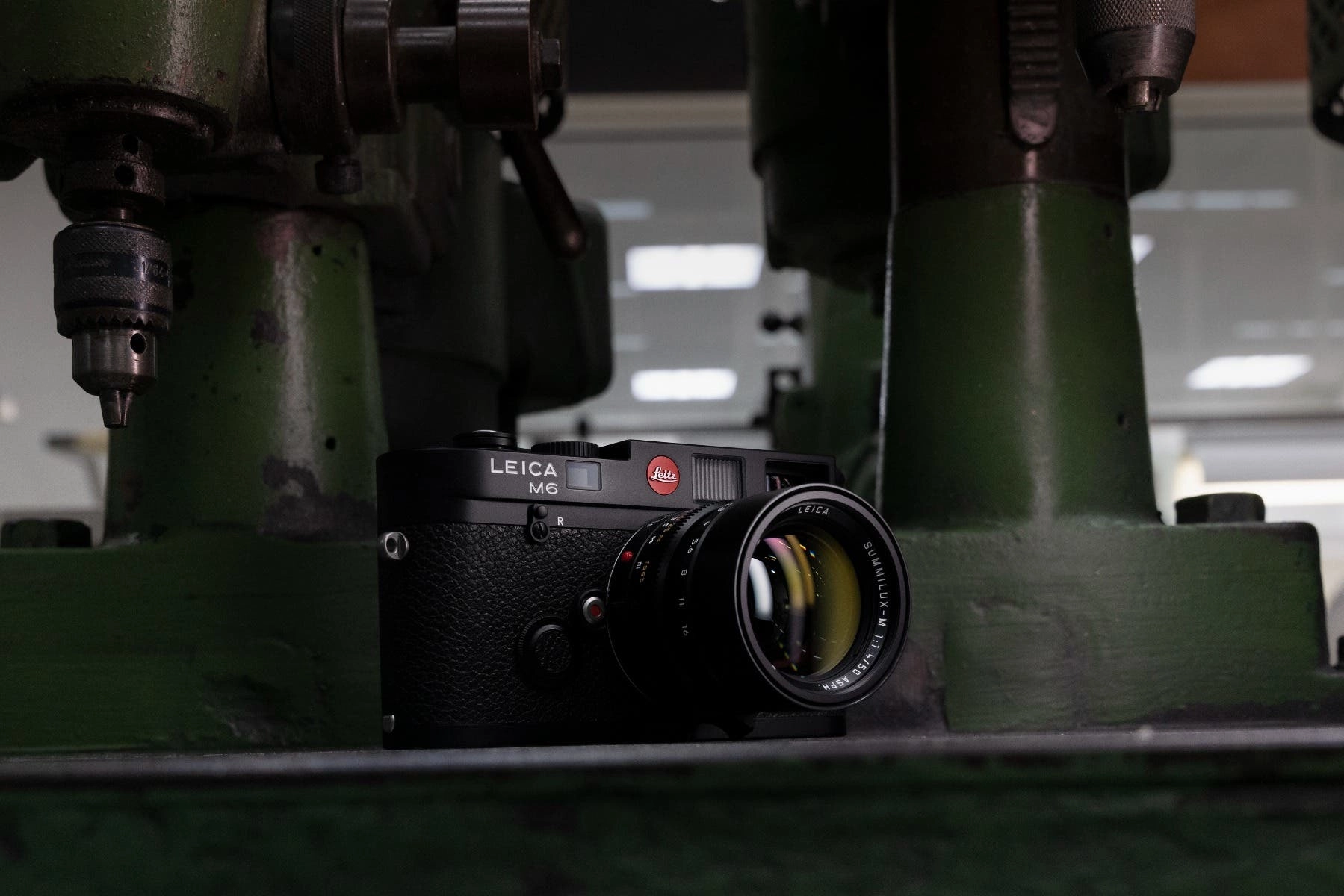 Leica M6 Body Only (Black)