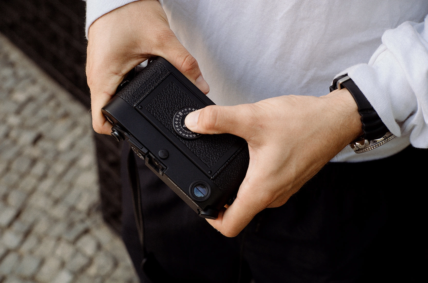 Leica M6 Rangefinder Film Camera (2022)