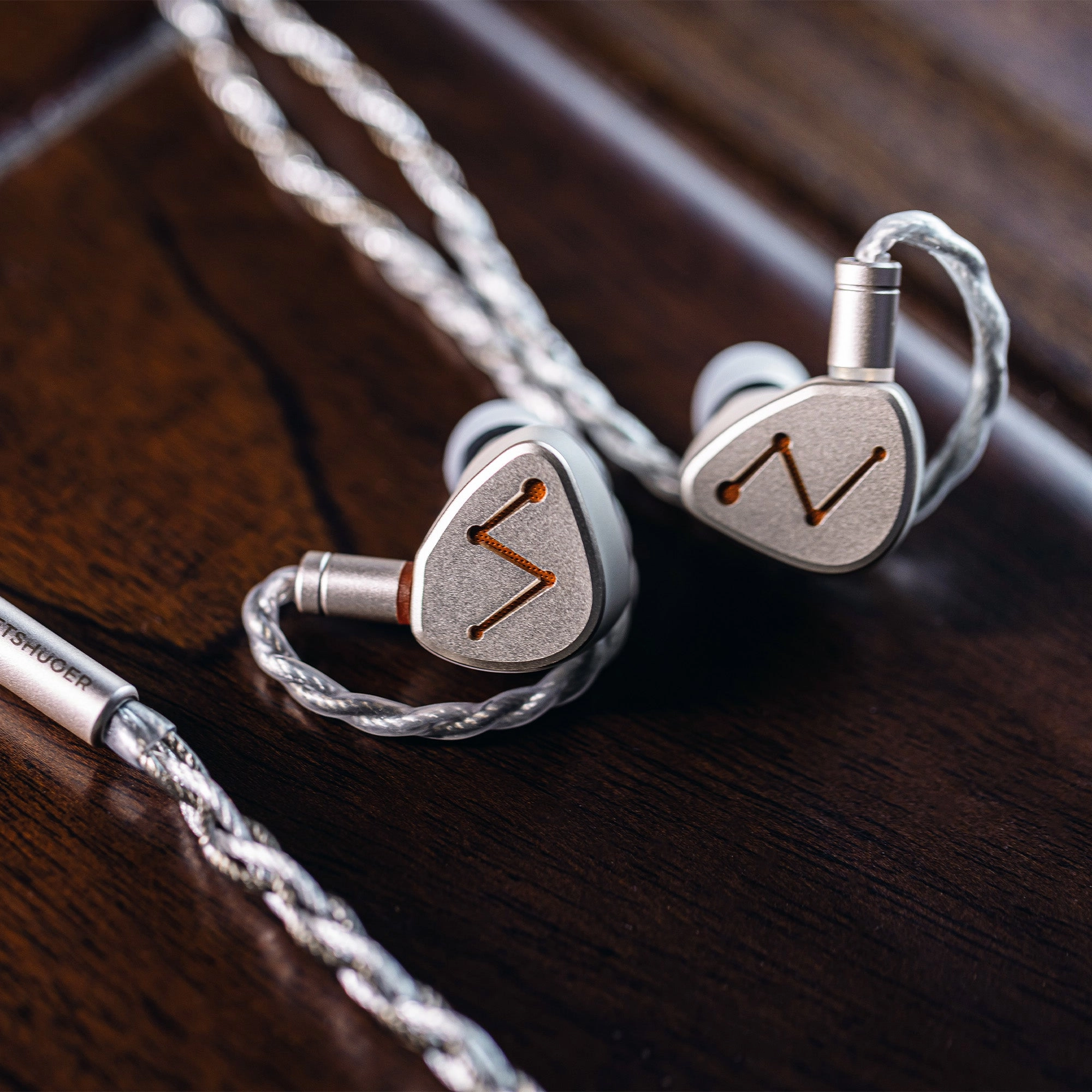 Letshuoer DZ4 In Ear Monitors