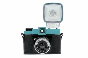 Lomography Diana F  Film Camera and Flash - Teal/Black mirrorless camera
