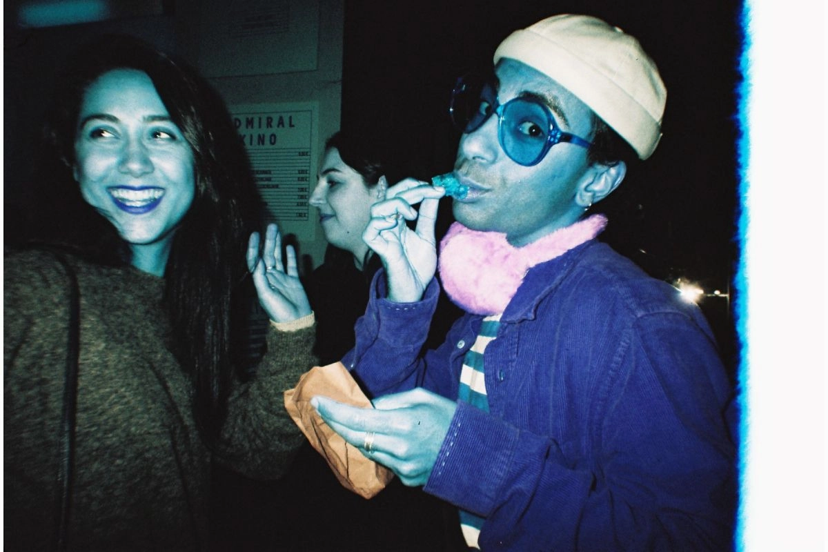 Lomography Simple Use Reloadable 35mm Film Camera - LomoChrome Turquoise