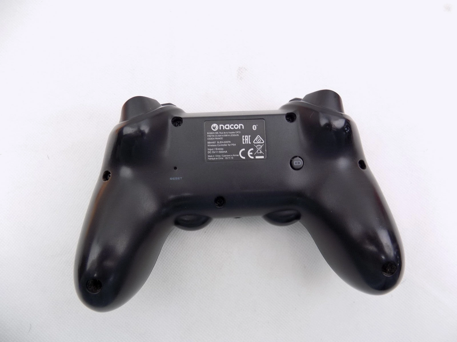 NACON Asymmetric Wireless Controller for Ps4
