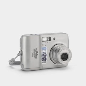 Nikon Coolpix L6 Point and Shoot Digital Camera canon