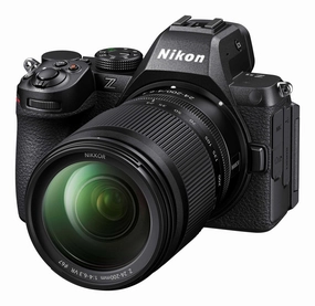 Nikon Z5 II with NIKKOR Z 24-200mm f/4-6.3 VR portrait photography