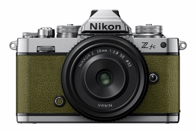 Nikon Z fc Body Olive Green   Nikkor Z 28mm f/2.8 (SE) portrait photography