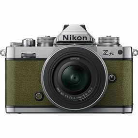 Nikon Z fc Body Olive Green   Z DX 16-50mm f/3.5-6.3 VR SL   50-250mm f/4.5-6.3 VR Kit portrait photography