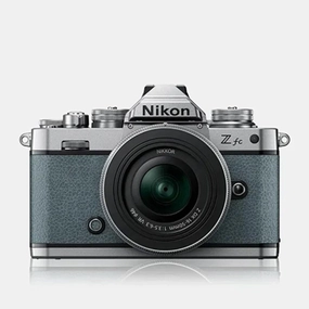 Nikon Z fc Chalk Blue   NIKKOR Z DX 16-50 VR SL Mirrorless Camera Kit portrait photography