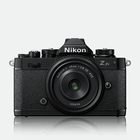 Nikon Z fc Mirrorless Camera with NIKKOR Z 28mm f/2.8 SE Lens (Black) portrait photography