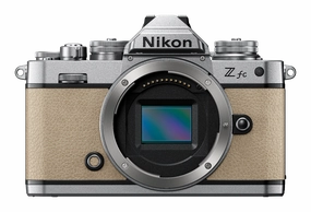 Nikon Z fc Mirrorless Camera with NIKKOR Z 28mm f/2.8 SE Lens (Sand Beige) portrait photography