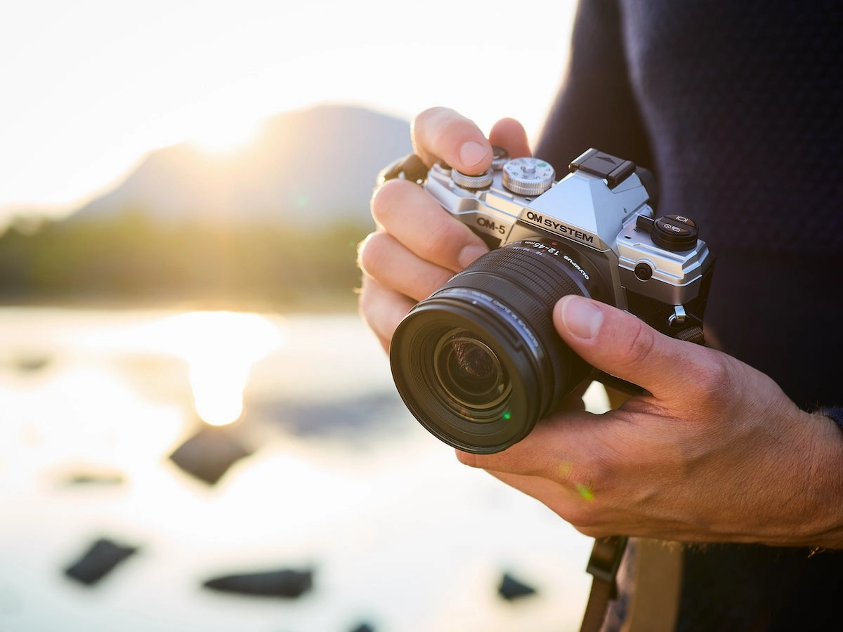 OM System OM-5 Mirrorless Camera with 12-45mm f/4 PRO Lens - Silver