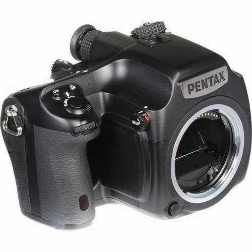 Pentax 645Z Medium Format DSLR Camera (Body Only)