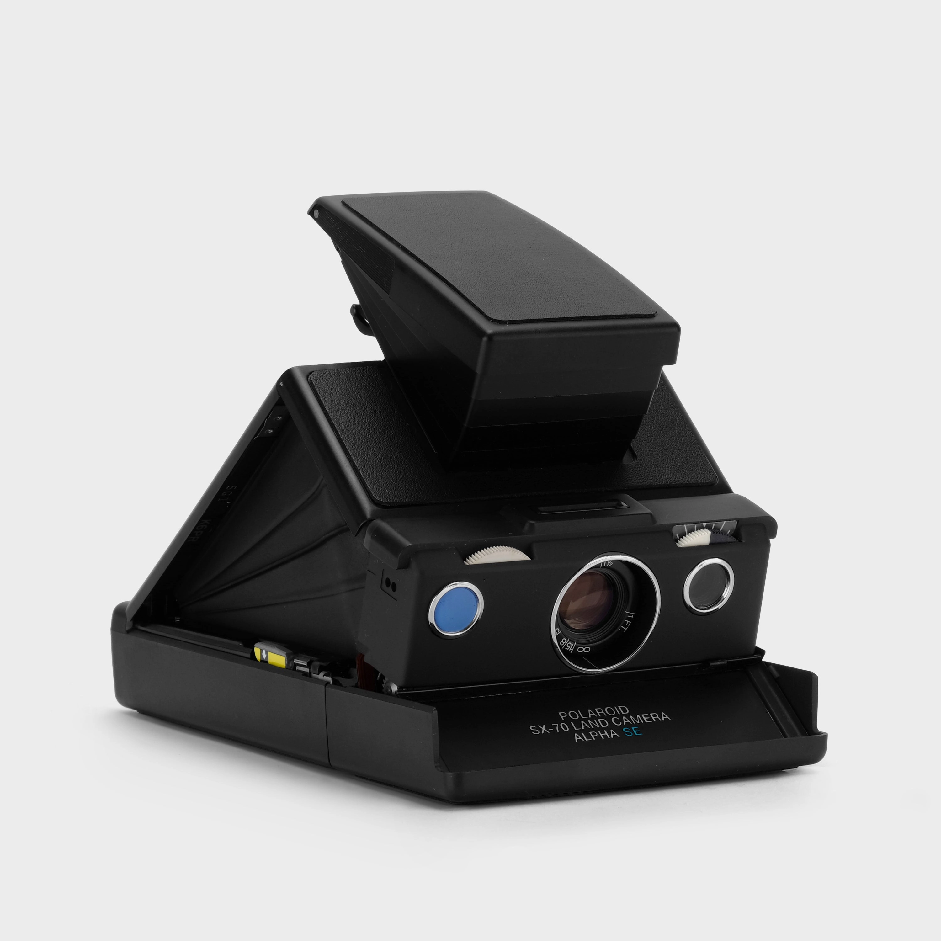 Polaroid SX-70 Alpha SE Black Folding Instant Film Camera canon