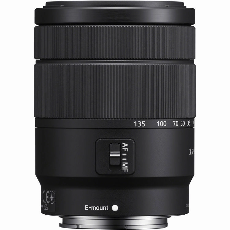 Sony Alpha a6400 Mirrorless Camera with 18-135mm Lens