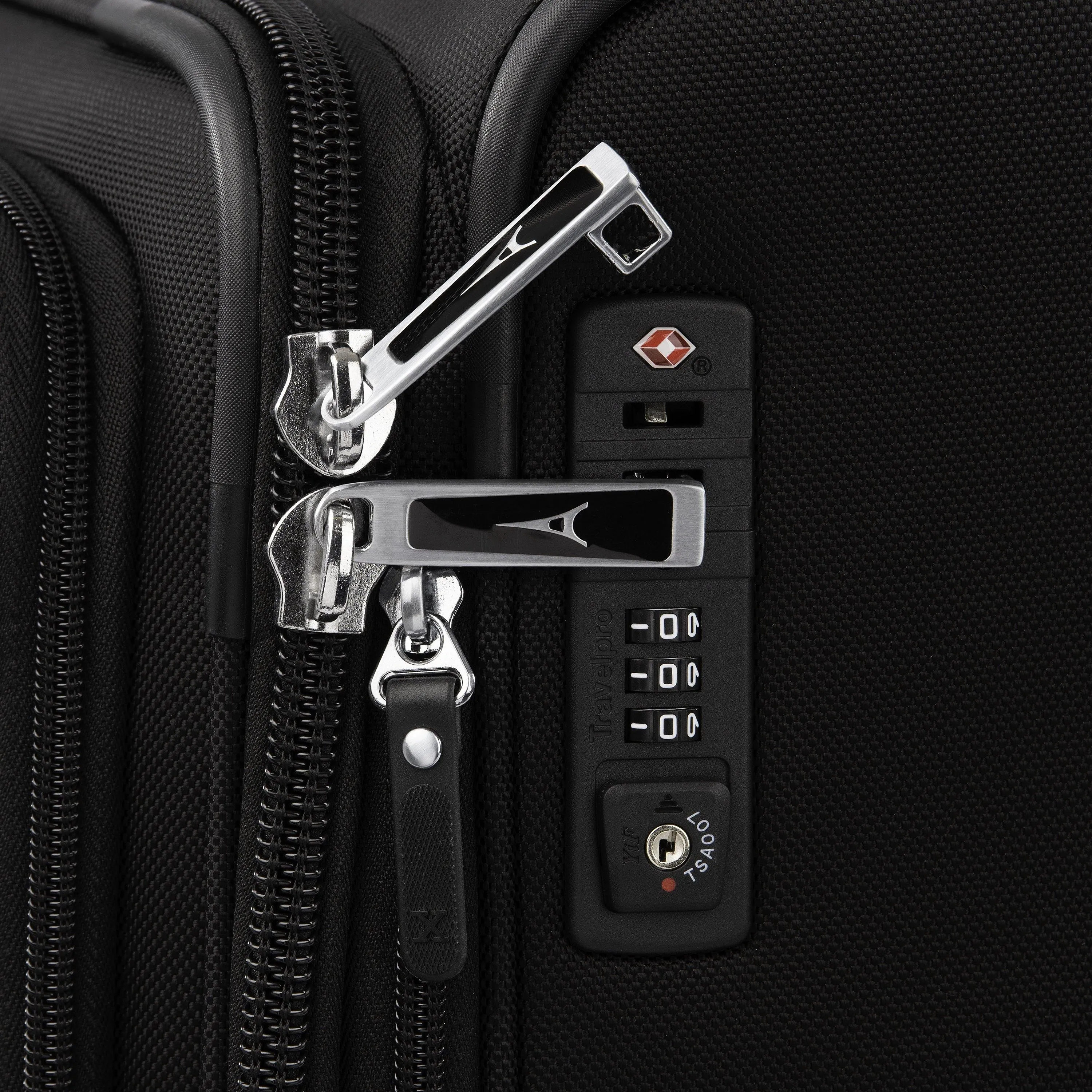 TravelPro Platinum Elite 29" 4-Wheel Large Luggage Bags Travelpro