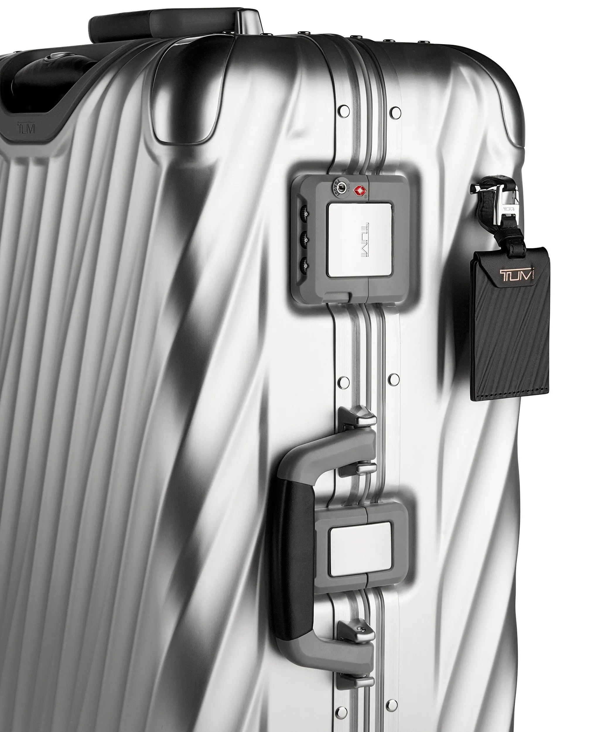 TUMI 19 Degree Aluminum Short Trip Packing Bags Tumi