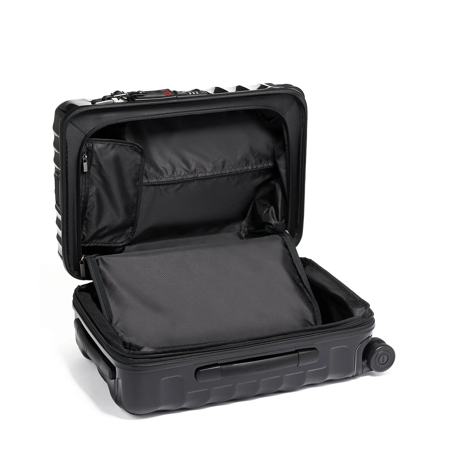 Tumi 19 Degree International Expandable 4-Wheel Carry-On Bags Tumi