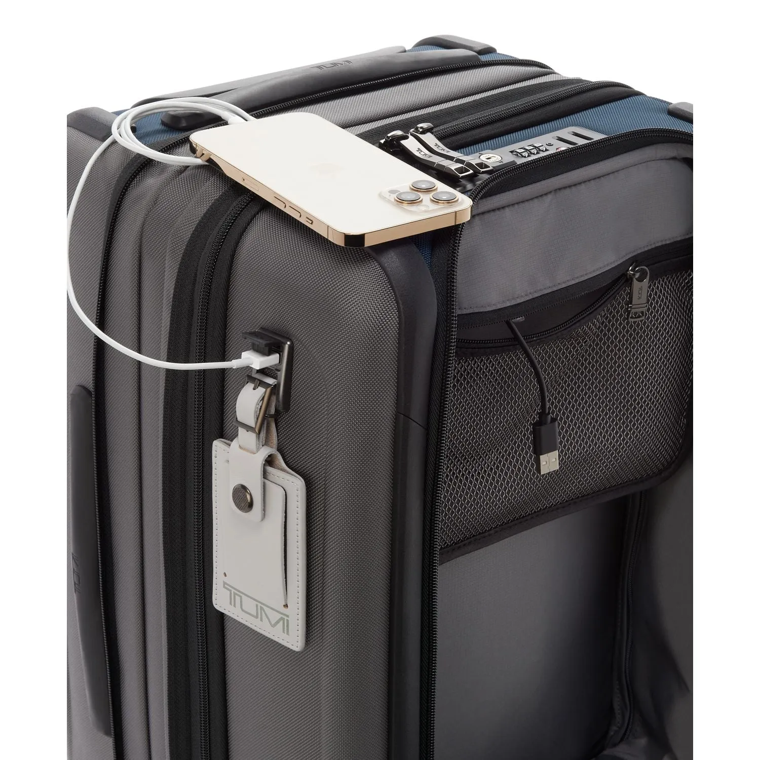 TUMI Alpha 3 International Dual Access 4 Wheel Carry On Bags Tumi